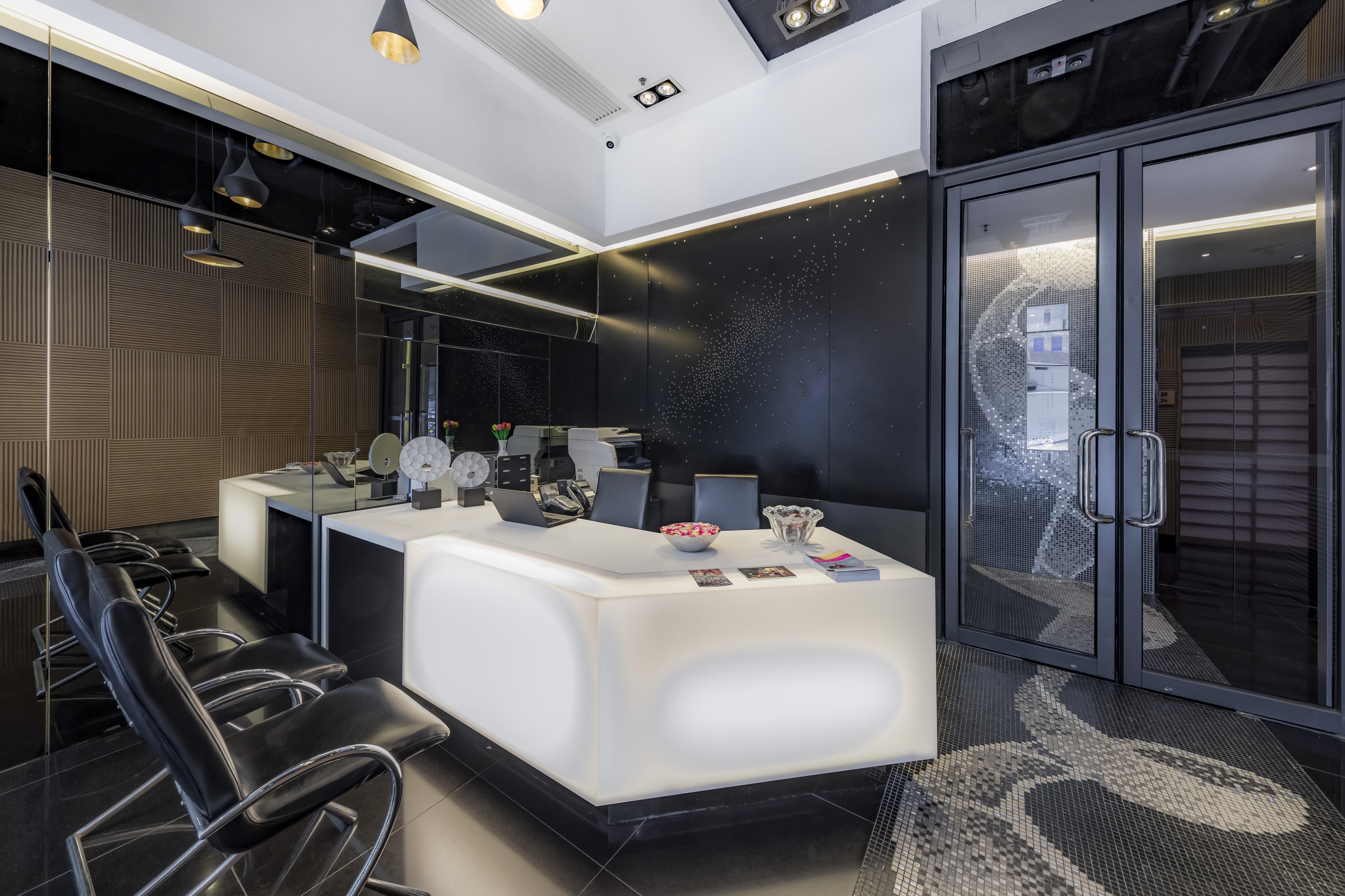 The Mercer Hong Kong Bagian luar foto